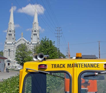 007 at the shrine of Sainte-Anne-de-Beaupré